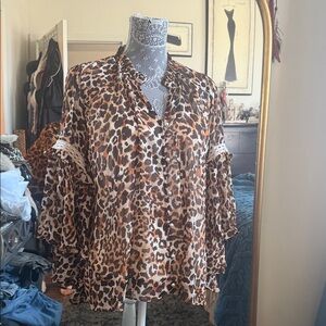 Leopard Print bell sleeve crochet Women's Top